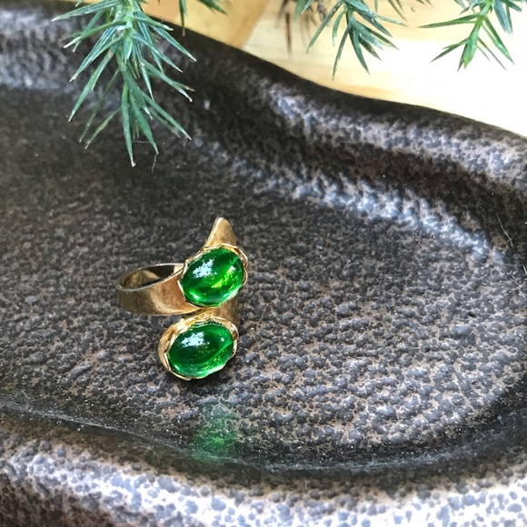 Emerald Glass Stones Gold Tone Adjustable Ring - Picture 6 of 12